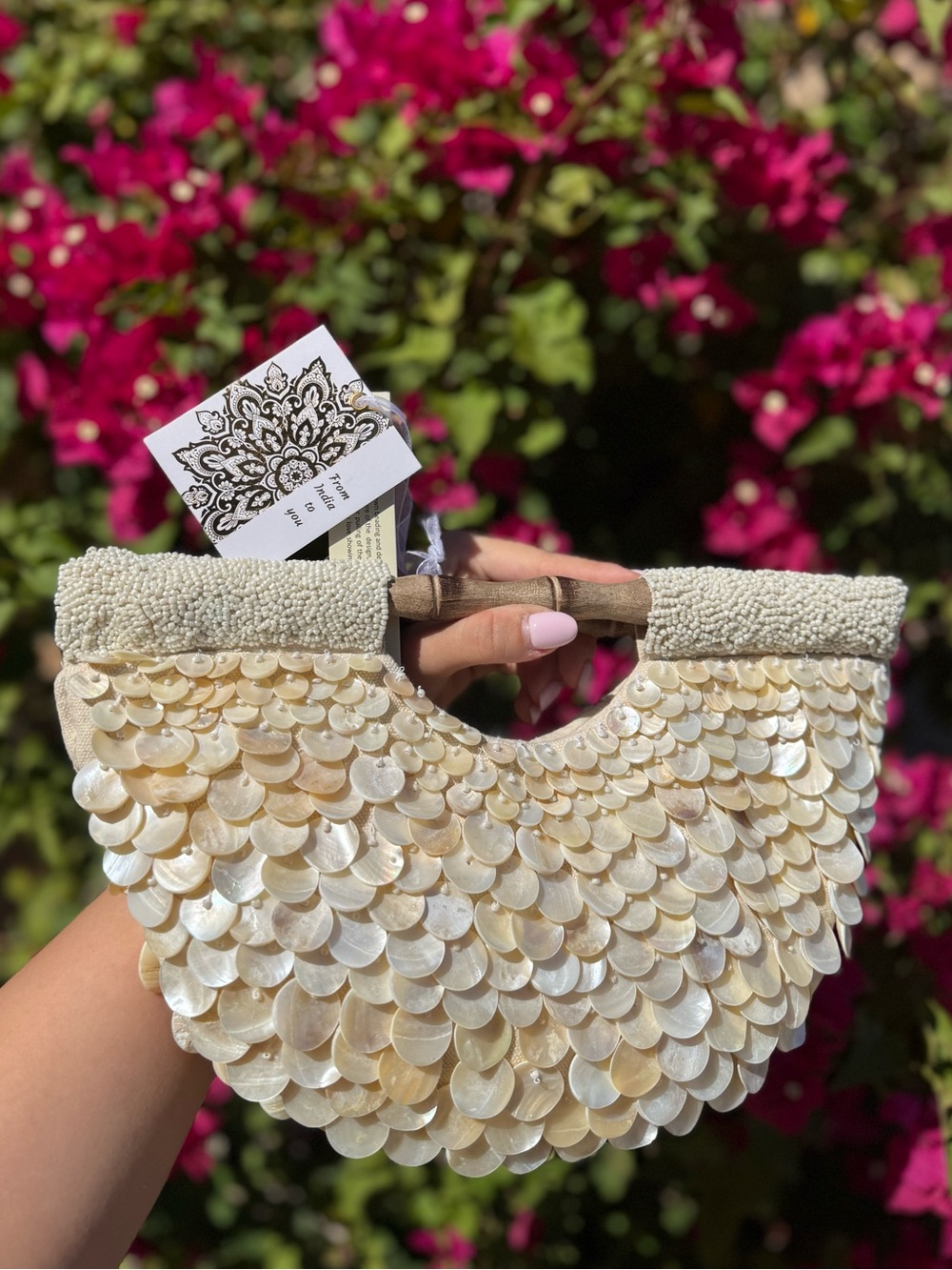 NWT Made in India Cream White Shells Half Moon Wooden Handles Beaded Bag